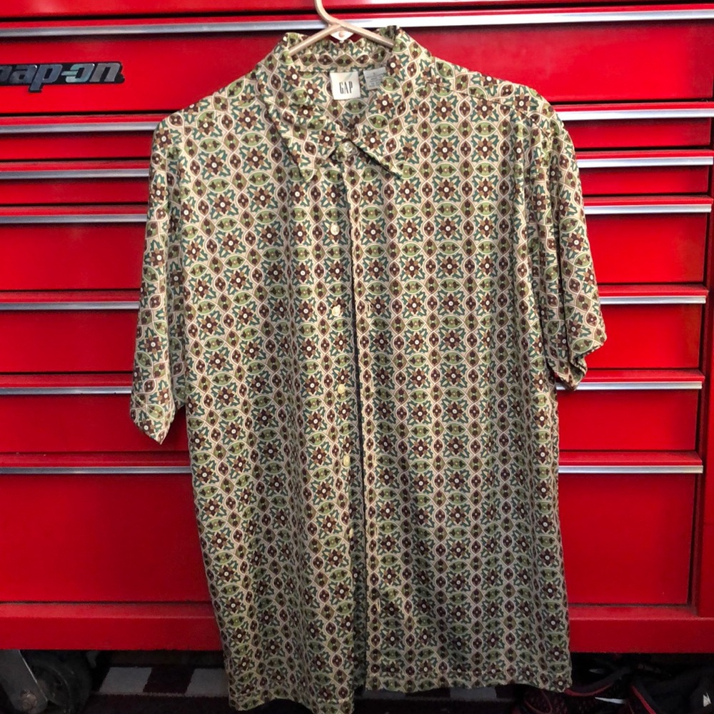 Vintage gap button up